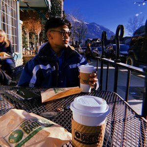 Meet your Posher, Carlo